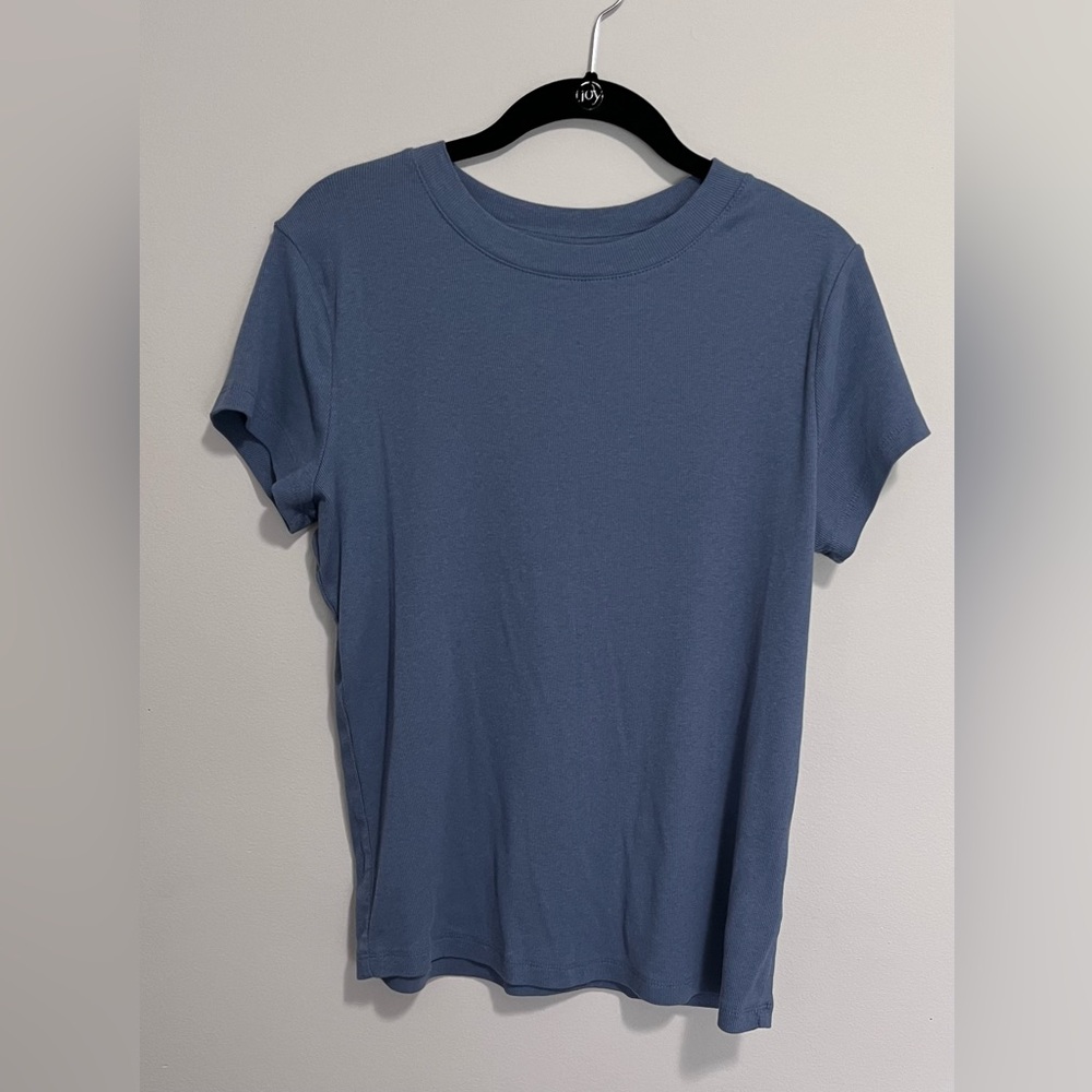 Blue Ribbed High Neck Short Sleeve Shirt. Women’s Size XL. EUC - Picture 3 of 9